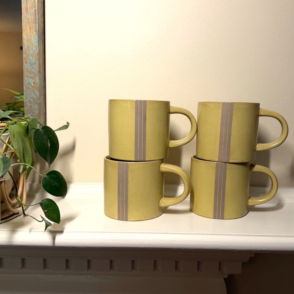 Hearth & Hand Magnolia Stoneware Mugs Set of 4 Yellow Grey Stripe Speckled